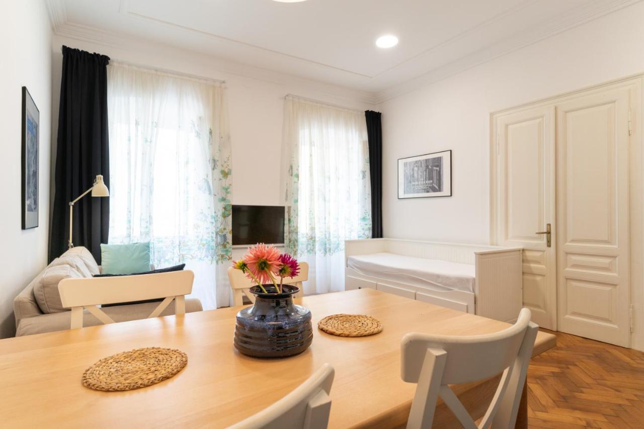 Mimi Carera Apartment&Room Rovinj Exterior foto